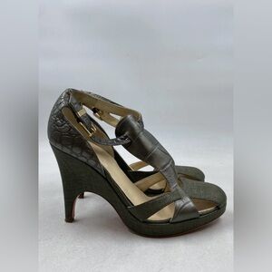 VERSACE Croc Embossed, Leather Raffia, Platform. Size 61/2 Very Good.